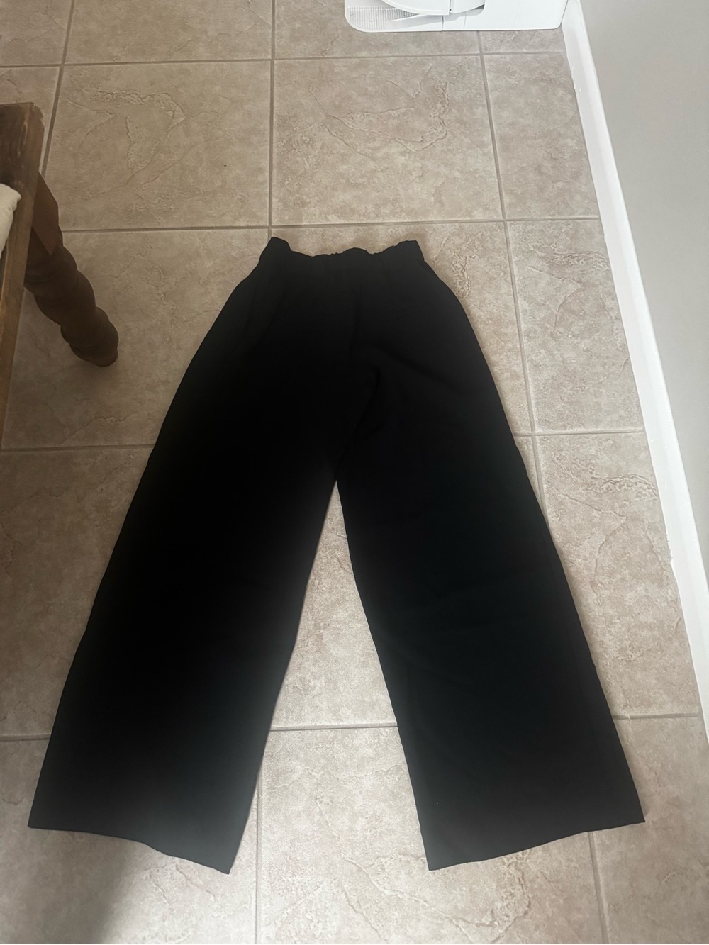 Signature Crepe High Waisted Relaxed Trouser